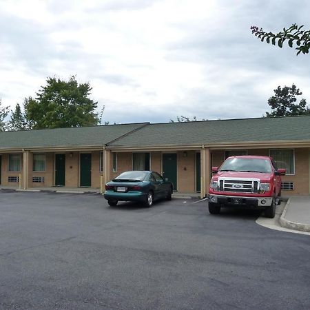 Royal Inn Motel Richmond Brandermill Exterior photo