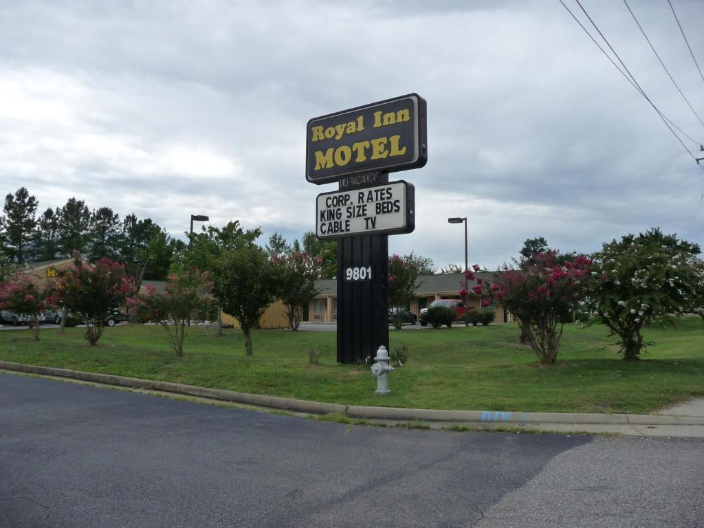 Royal Inn Motel Richmond Brandermill Exterior photo